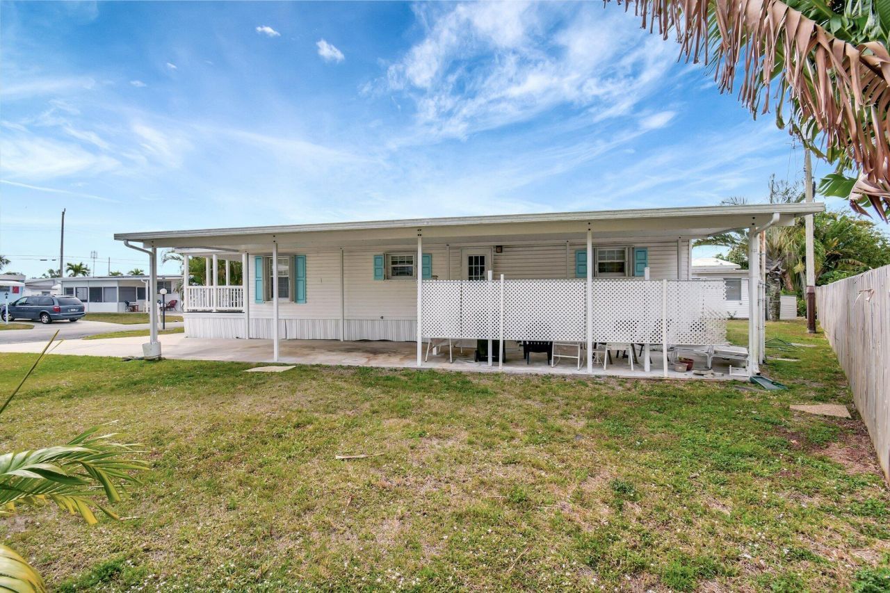 14567 Sunset Drive, Delray Beach, FL 33445 Photo