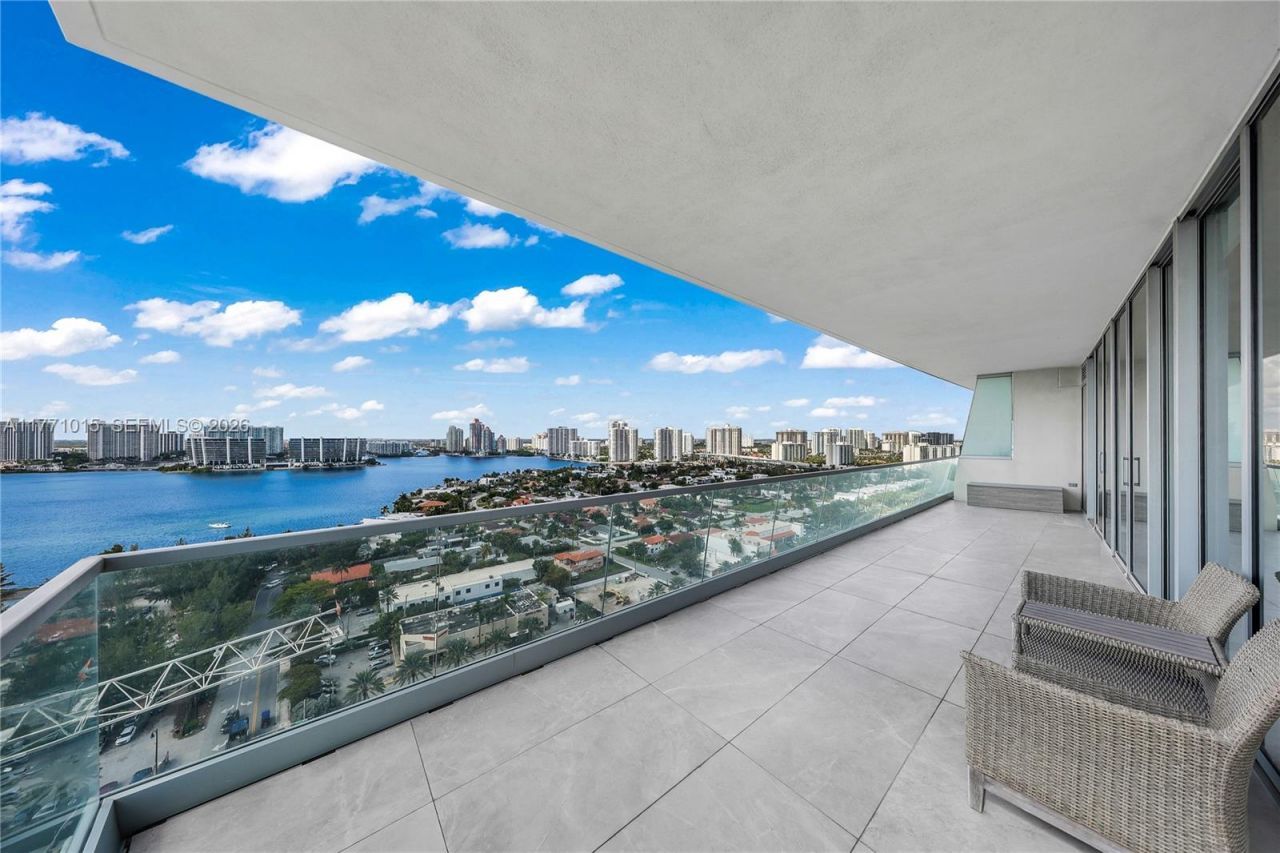 18501 Collins Ave, Unit 1804 Ready, Sunny Isles Beach, FL 33160 Photo