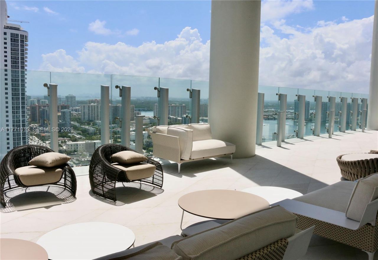 18501 Collins Ave, Unit 1804 Ready, Sunny Isles Beach, FL 33160 Photo
