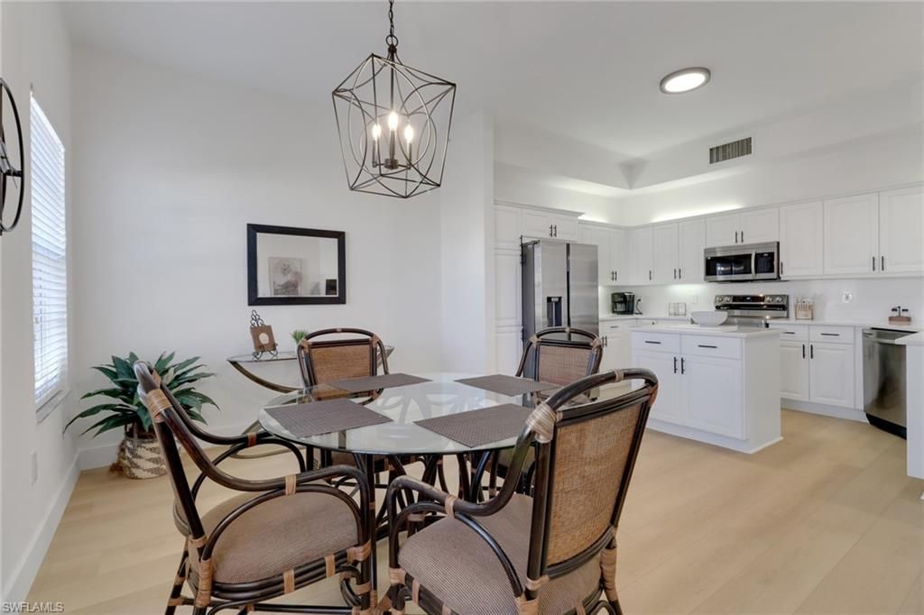 451 Bayfront Pl, Unit 5505, Naples, FL 34102 Photo