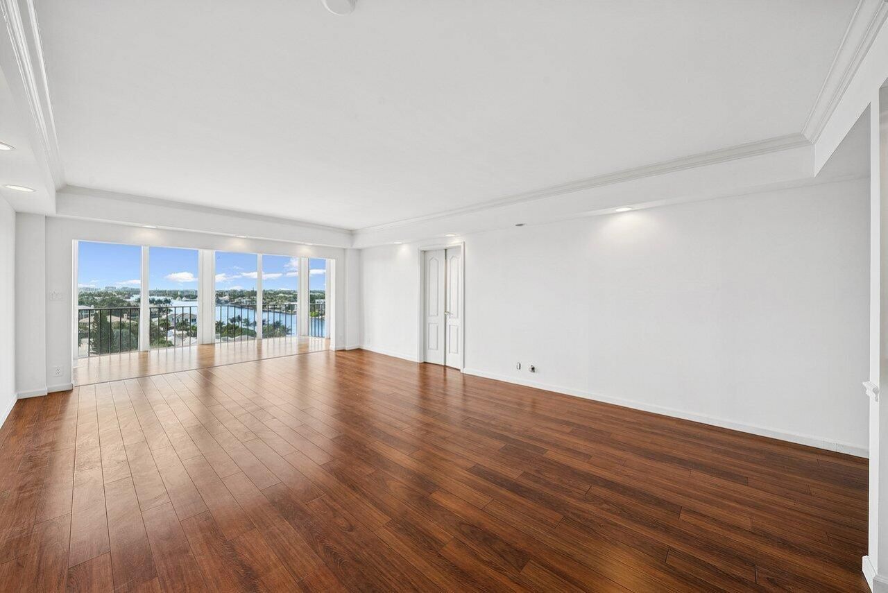 400 Seasage Drive, Unit 904, Delray Beach, FL 33483 Photo