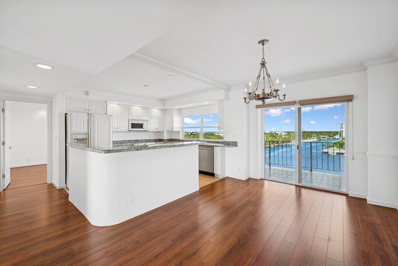 400 Seasage Drive, Unit 904, Delray Beach, FL 33483 Photo