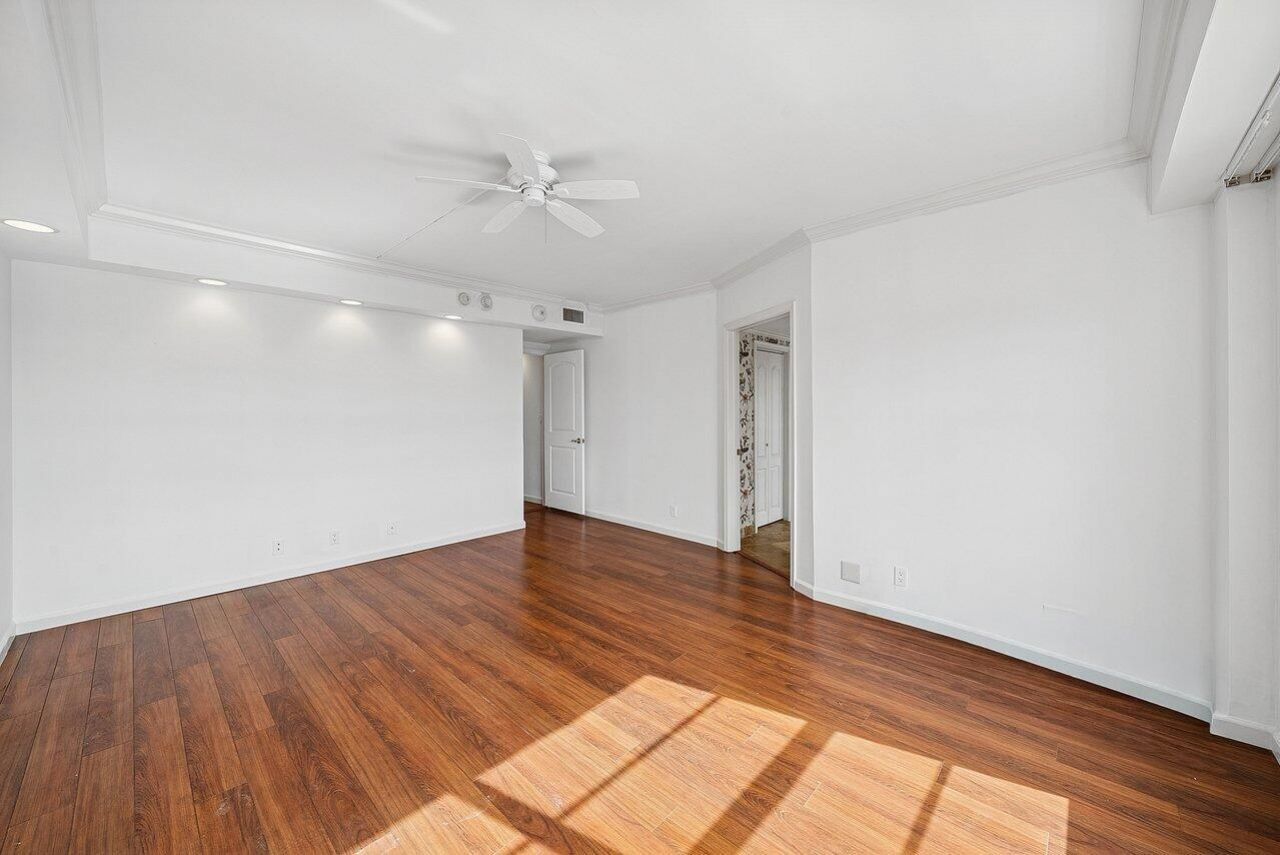 400 Seasage Drive, Unit 904, Delray Beach, FL 33483 Photo