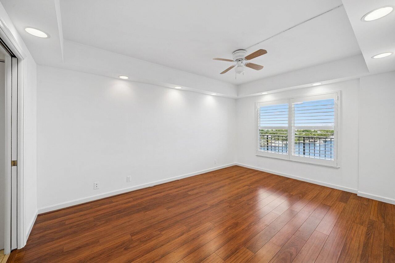 400 Seasage Drive, Unit 904, Delray Beach, FL 33483 Photo