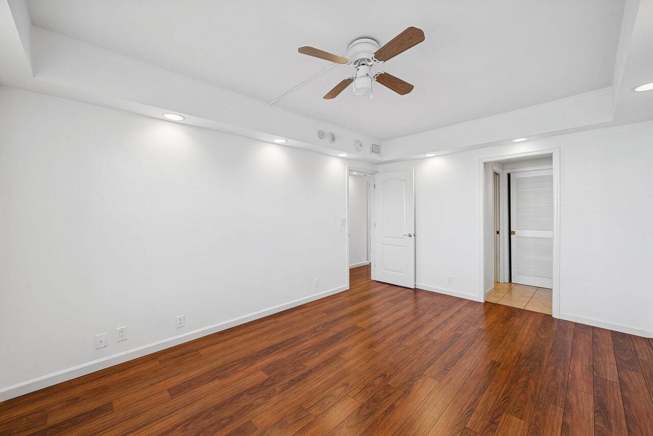 400 Seasage Drive, Unit 904, Delray Beach, FL 33483 Photo