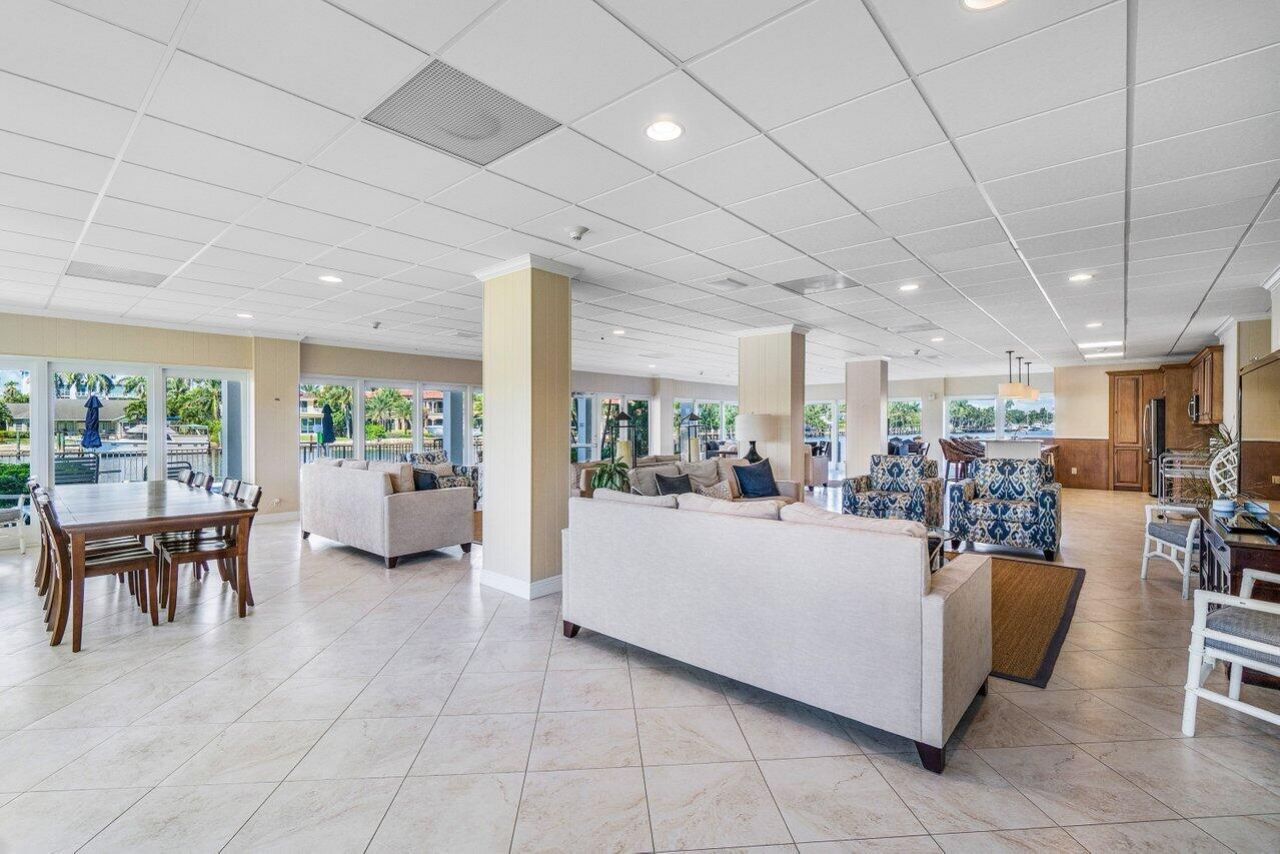 400 Seasage Drive, Unit 904, Delray Beach, FL 33483 Photo