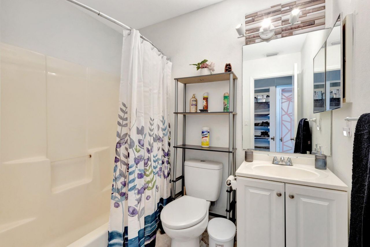 87 Pheasant Run Boulevard, West Palm Beach, FL 33415 Photo