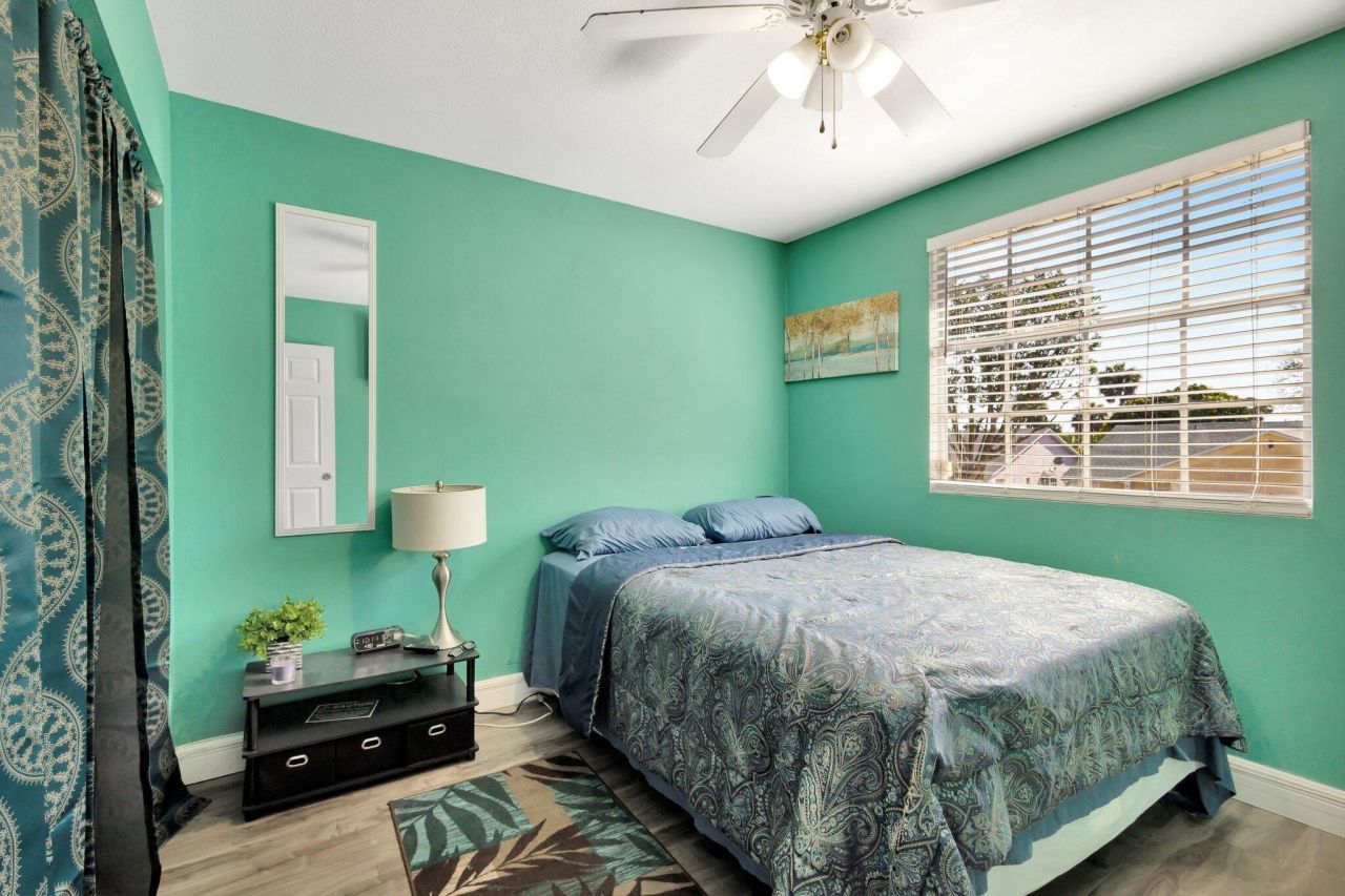 87 Pheasant Run Boulevard, West Palm Beach, FL 33415 Photo