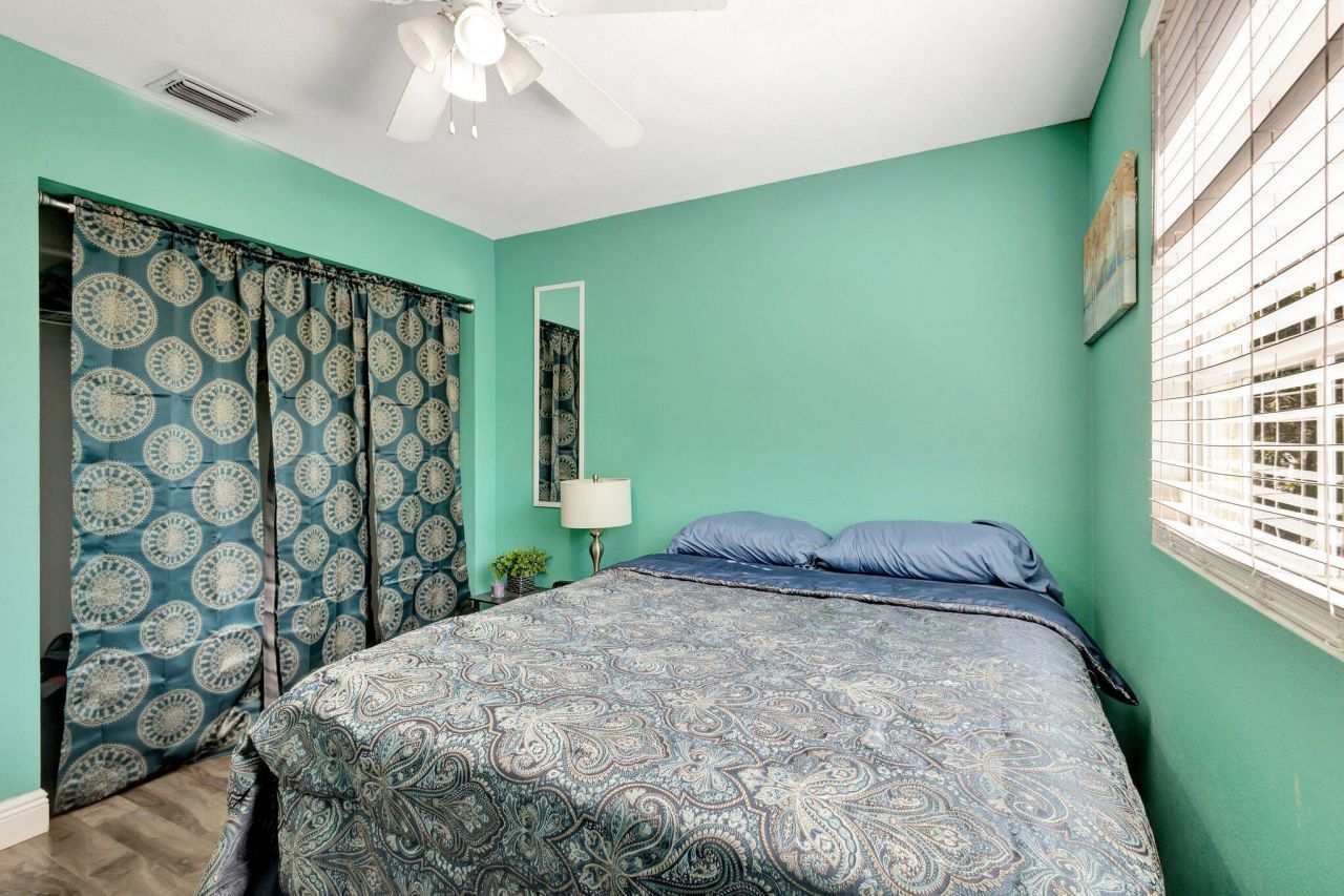 87 Pheasant Run Boulevard, West Palm Beach, FL 33415 Photo