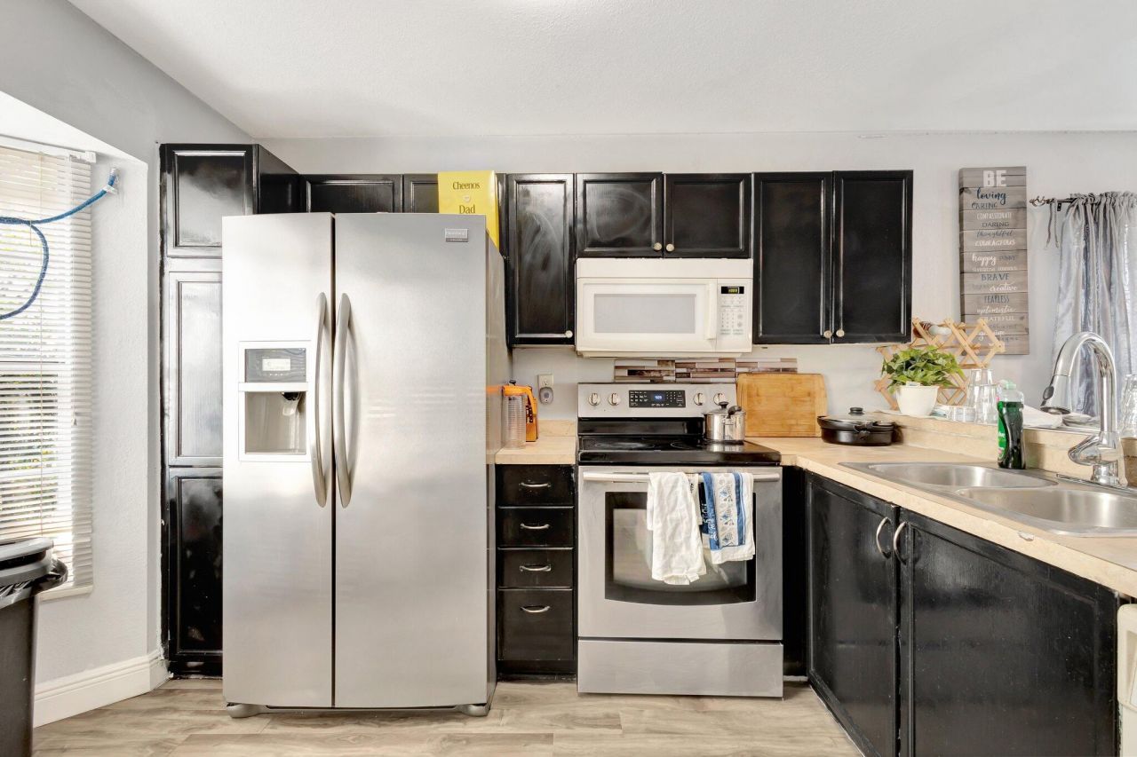 87 Pheasant Run Boulevard, West Palm Beach, FL 33415 Photo