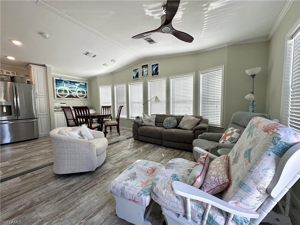 4520 Split Log Ln E, Estero, FL 33928 Photo