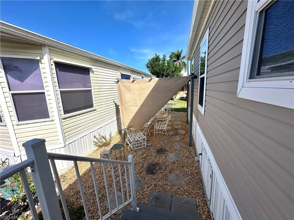 4520 Split Log Ln E, Estero, FL 33928 Photo