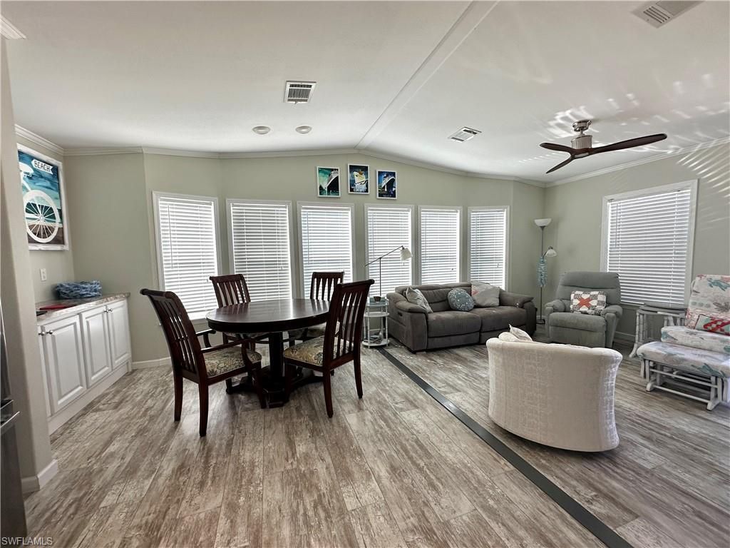 4520 Split Log Ln E, Estero, FL 33928 Photo