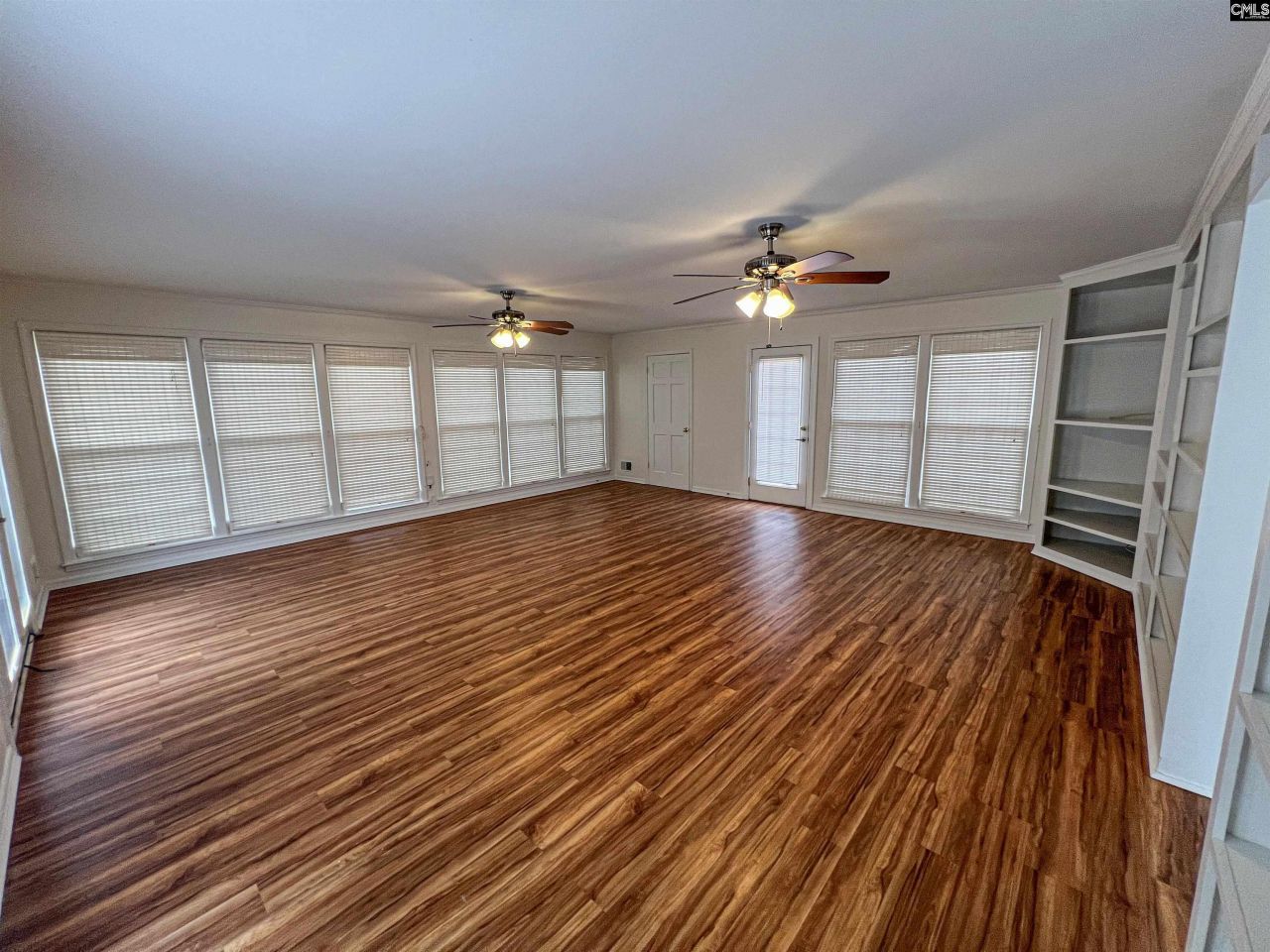 101 Norse Way Photo 20