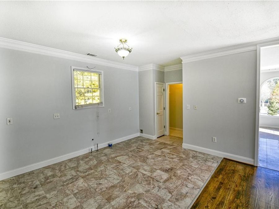 Property Image 77