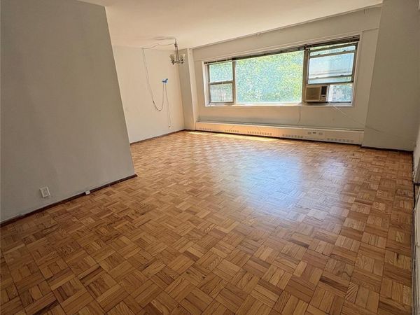 3 Fordham Hill Oval, Unit 4G, Bronx, NY 10458
