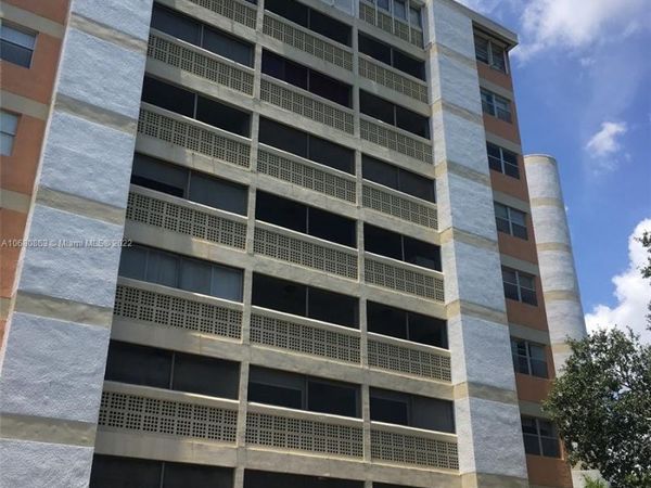 3301 Spanish Moss Ter, Unit 906, Lauderhill, FL 33319