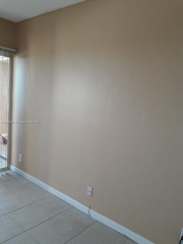 3301 Spanish Moss Ter, Unit 906, Lauderhill, FL 33319 Photo