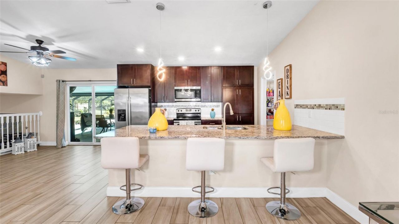 500 Hillpine Way, Brandon, FL 33510 Photo