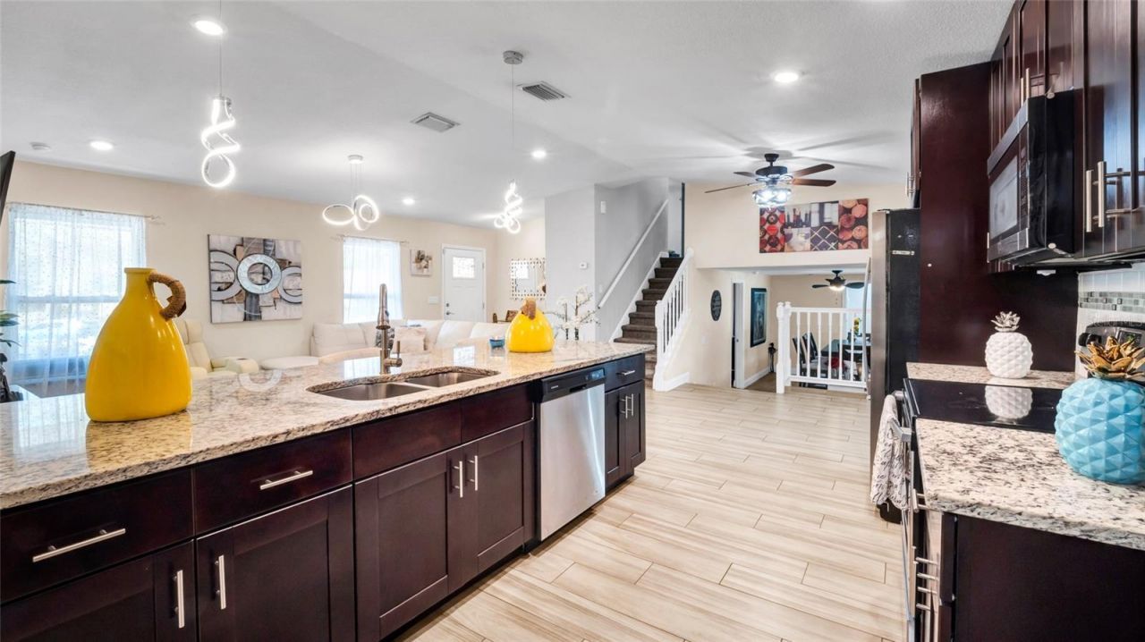 500 Hillpine Way, Brandon, FL 33510 Photo