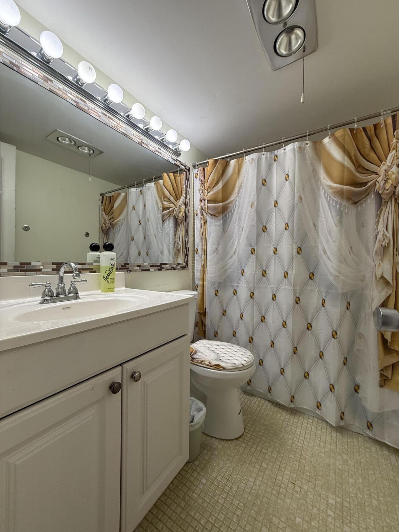 81 Camden, Unit D, West Palm Beach, FL 33417 Photo