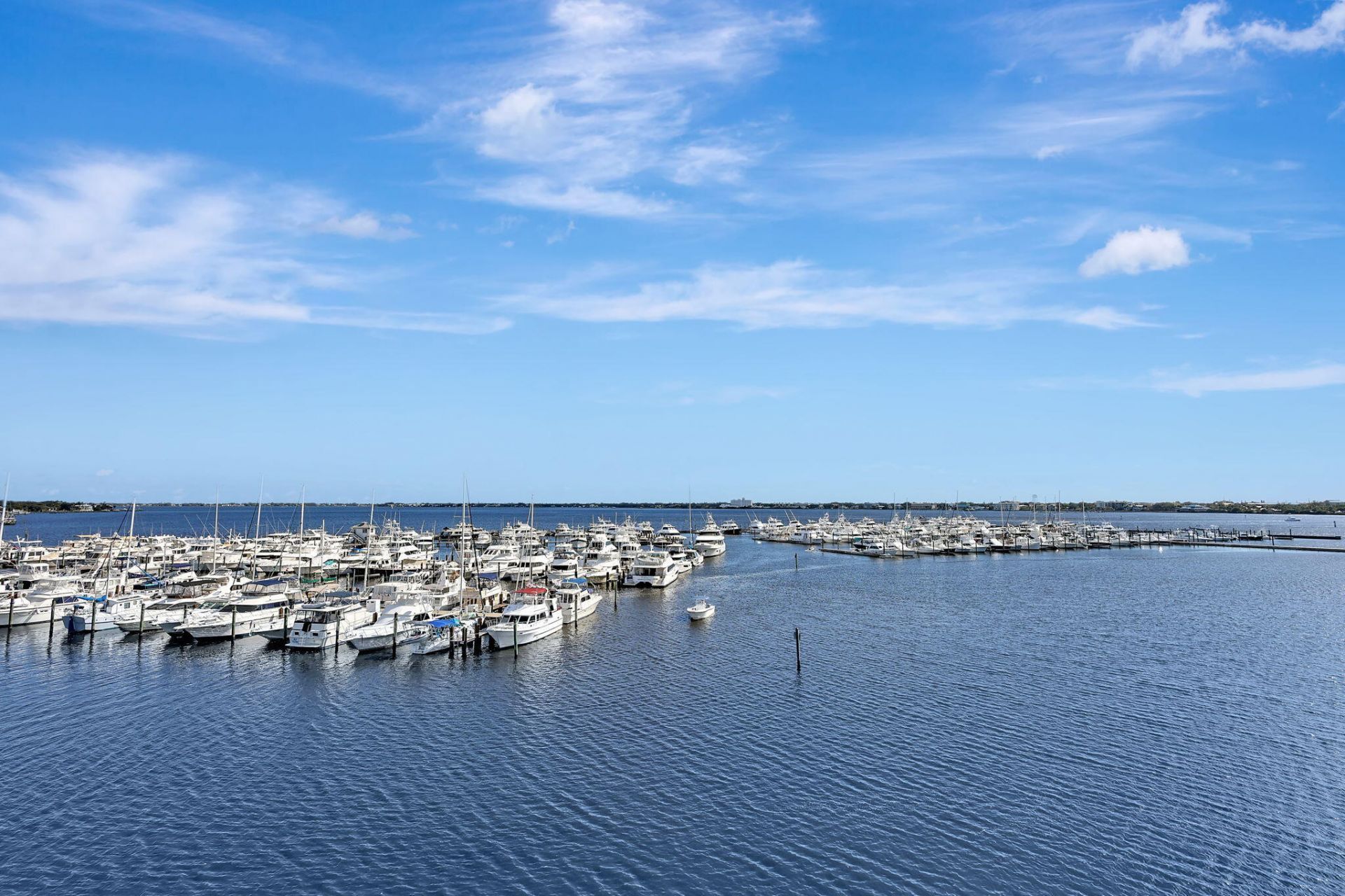 775 NW Flagler Avenue, Unit 401, Stuart, FL 34994 Photo