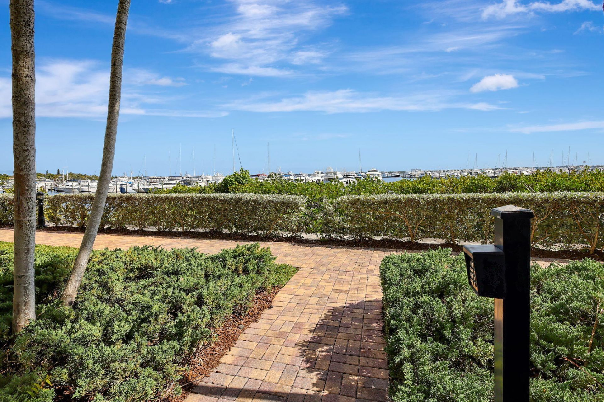 775 NW Flagler Avenue, Unit 401, Stuart, FL 34994 Photo