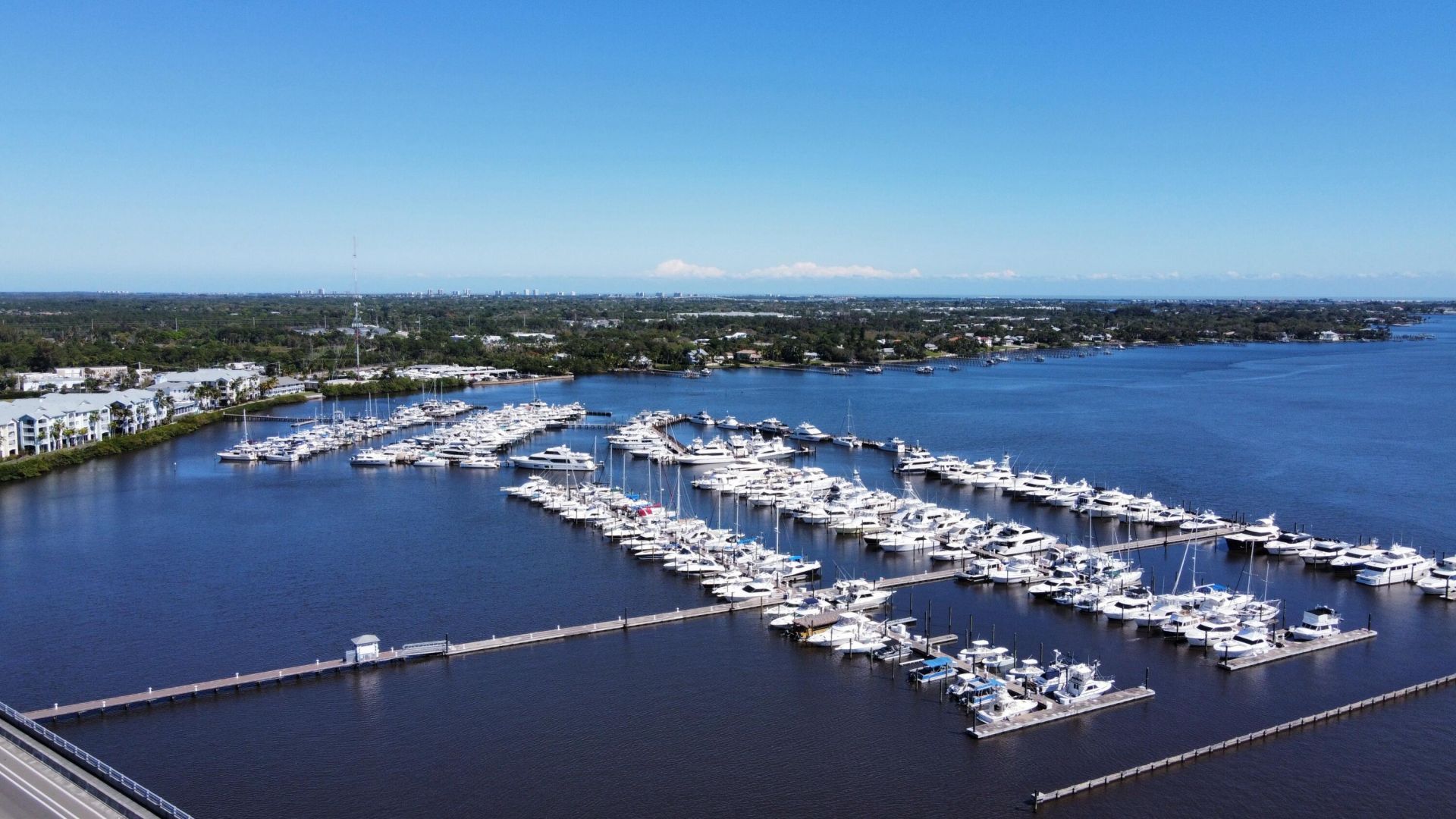 775 NW Flagler Avenue, Unit 401, Stuart, FL 34994 Photo