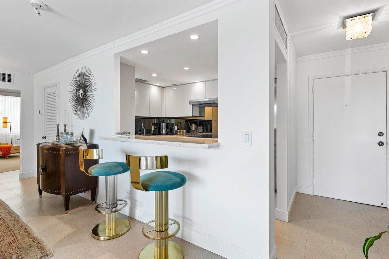 354 Chilean Avenue, Unit 3 A, Palm Beach, FL 33480 Photo