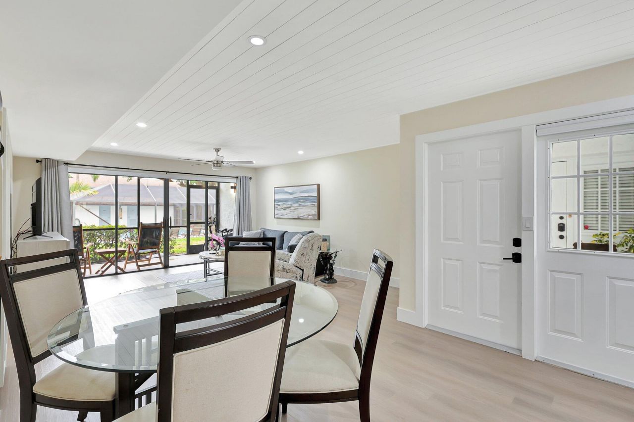 4885 SE Capstan Avenue, Unit 21, Stuart, FL 34997 Photo