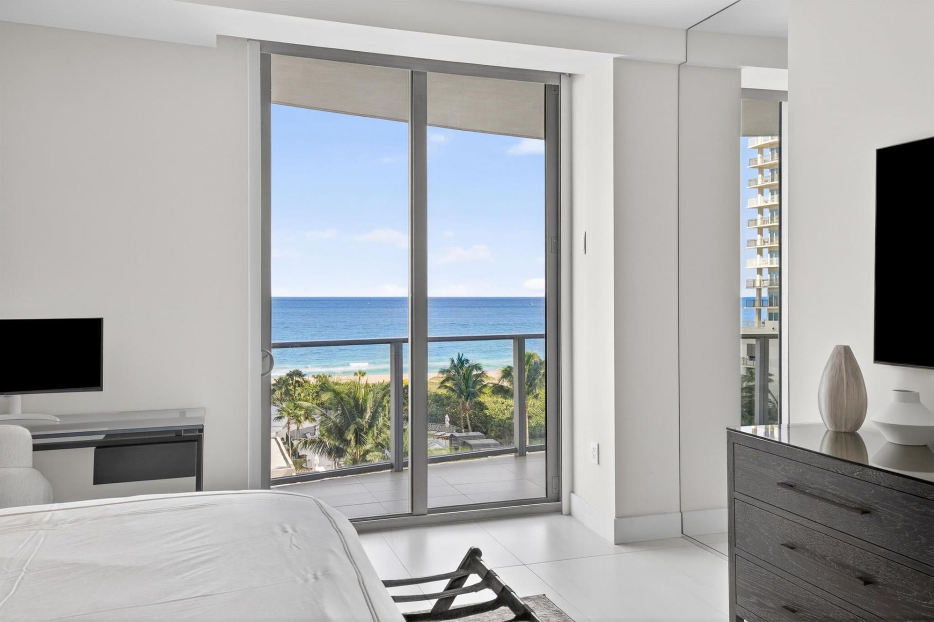 3100 N Ocean Drive, Unit 804p, Singer Island, FL 33404 Photo