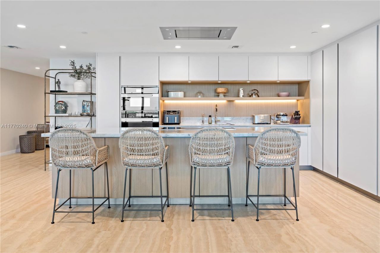 Please Call For Address, Unit PH2, Bay Harbor Islands, FL 33154 Photo