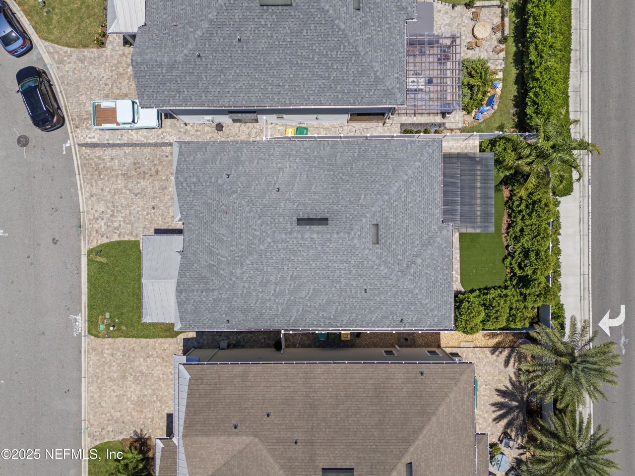 4037 Seaside Drive E, Jacksonville Beach, FL 32250 Photo