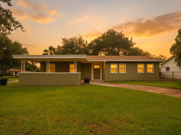 4385 CASSIUS STREET, ORLANDO, FL 32811