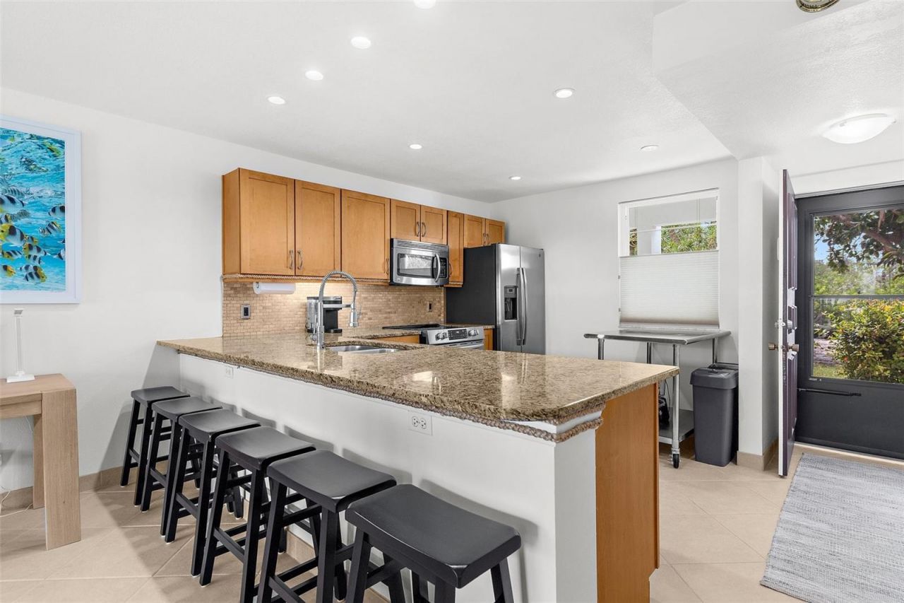 600 Sutton Place, Unit 101B, Longboat Key, FL 34228 Photo