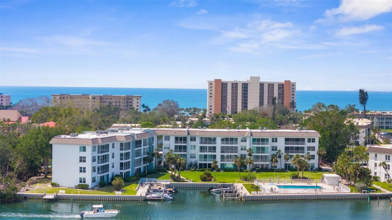600 Sutton Place, Unit 101B, Longboat Key, FL 34228 Photo