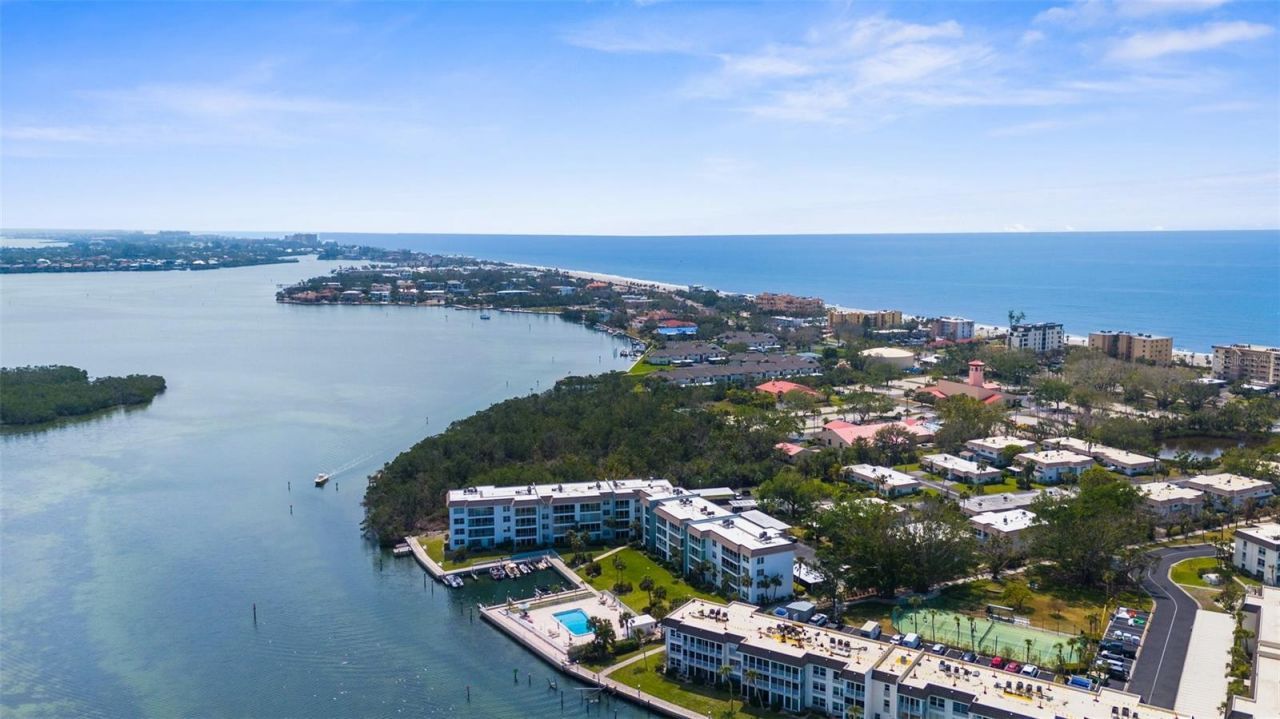 600 Sutton Place, Unit 101B, Longboat Key, FL 34228 Photo