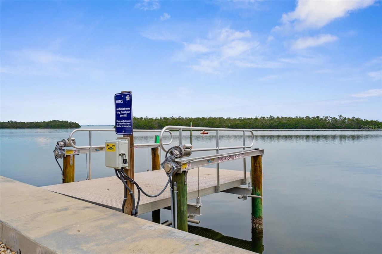 600 Sutton Place, Unit 101B, Longboat Key, FL 34228 Photo