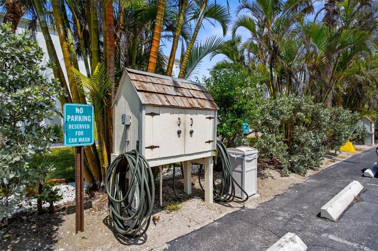 600 Sutton Place, Unit 101B, Longboat Key, FL 34228 Photo