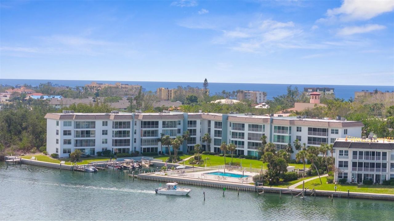 600 Sutton Place, Unit 101B, Longboat Key, FL 34228 Photo