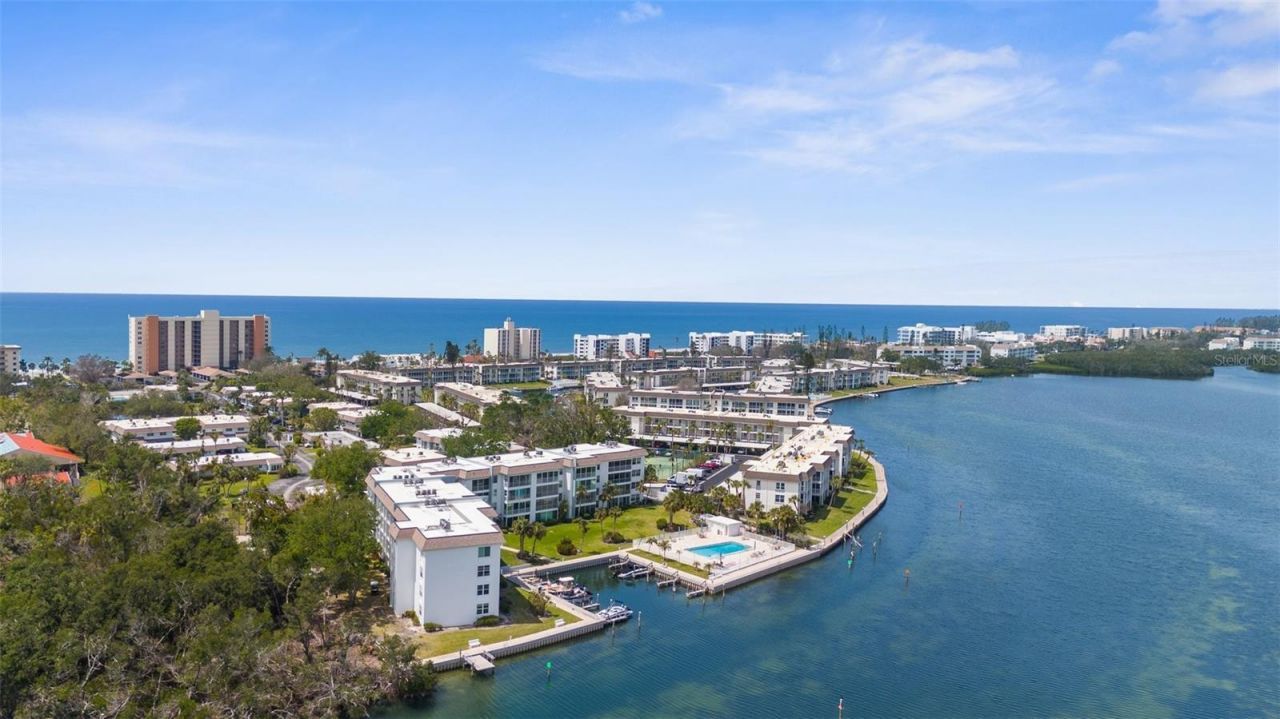 600 Sutton Place, Unit 101B, Longboat Key, FL 34228 Photo