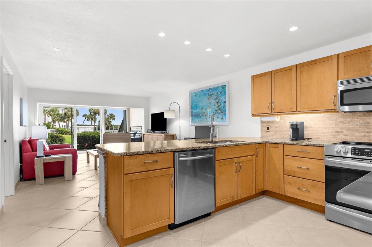 600 Sutton Place, Unit 101B, Longboat Key, FL 34228 Photo