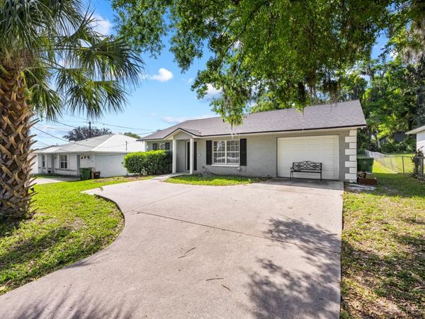 2005 Saint Johns Ave, Palatka, FL 32177