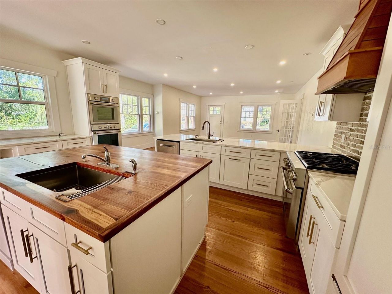 138 W Stetson Avenue, Deland, FL 32720 Photo