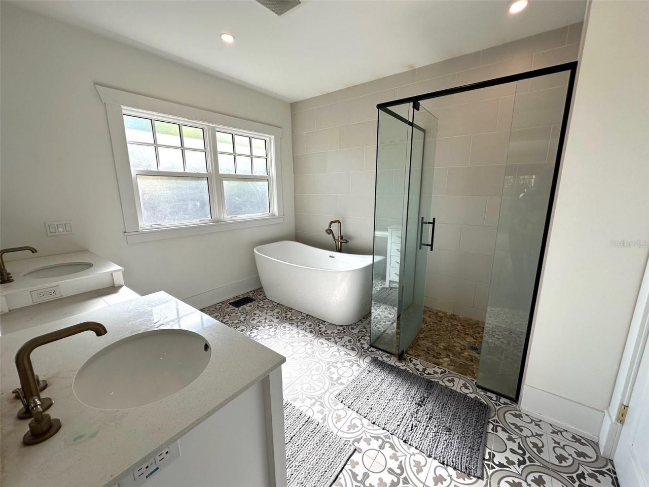 138 W Stetson Avenue, Deland, FL 32720 Photo