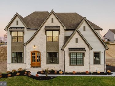 2600 ALPERTON DRIVE, Unit DEVONSHIRE, YORK, PA 17402