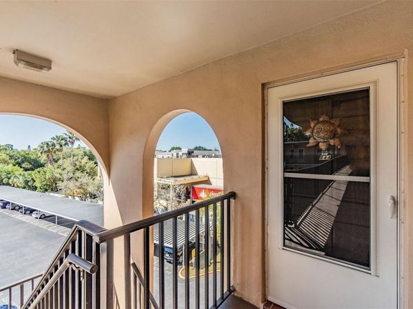 2525 WEST BAY DRIVE, Unit B44, BELLEAIR BLUFFS, FL 33770