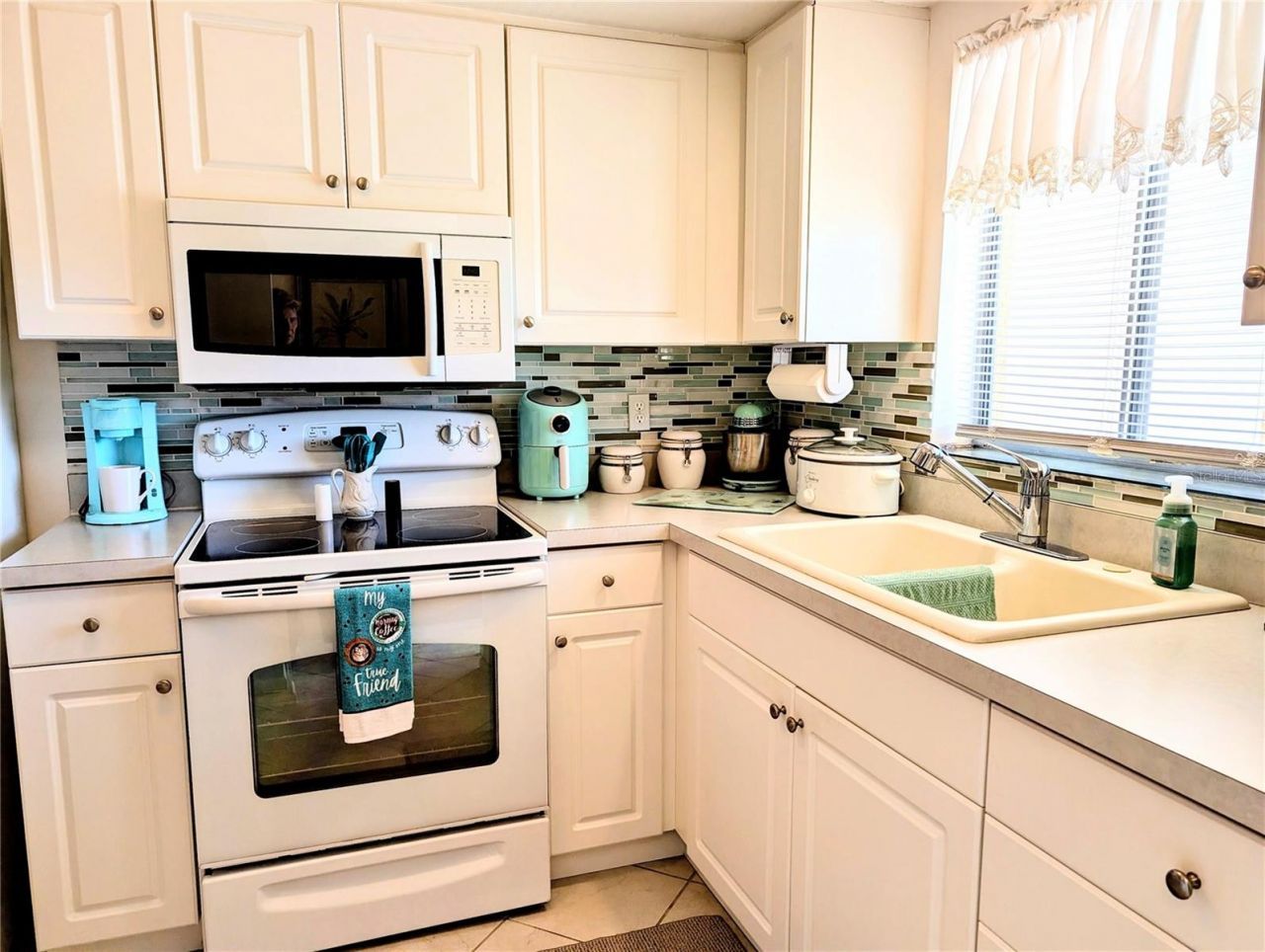 3660 Lake Bayshore Drive, Unit #K-321, Bradenton, FL 34205 Photo