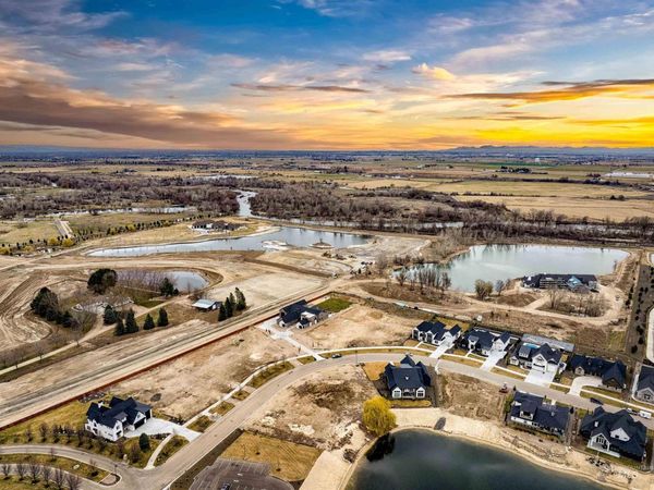 21439 Salmon Falls, Star, ID 83669