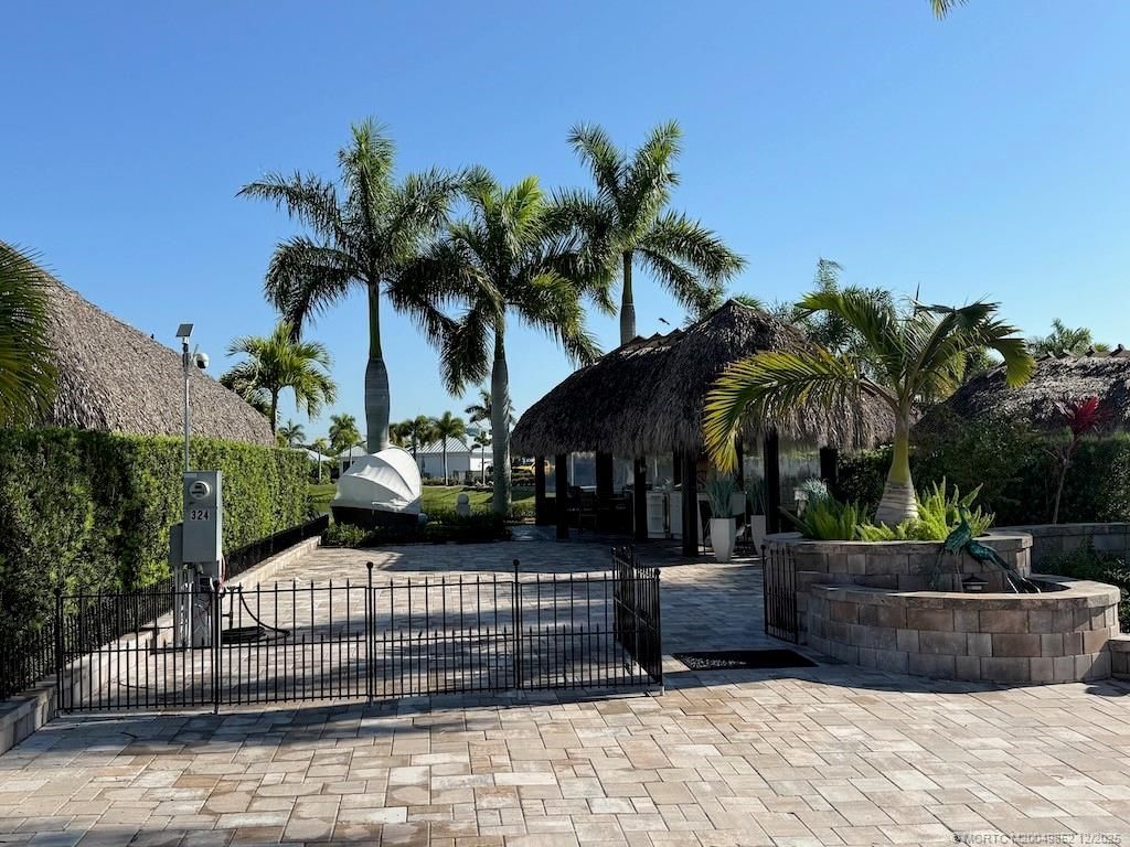 324 NW Chipshot Lane, Port Saint Lucie, FL 34986 Photo